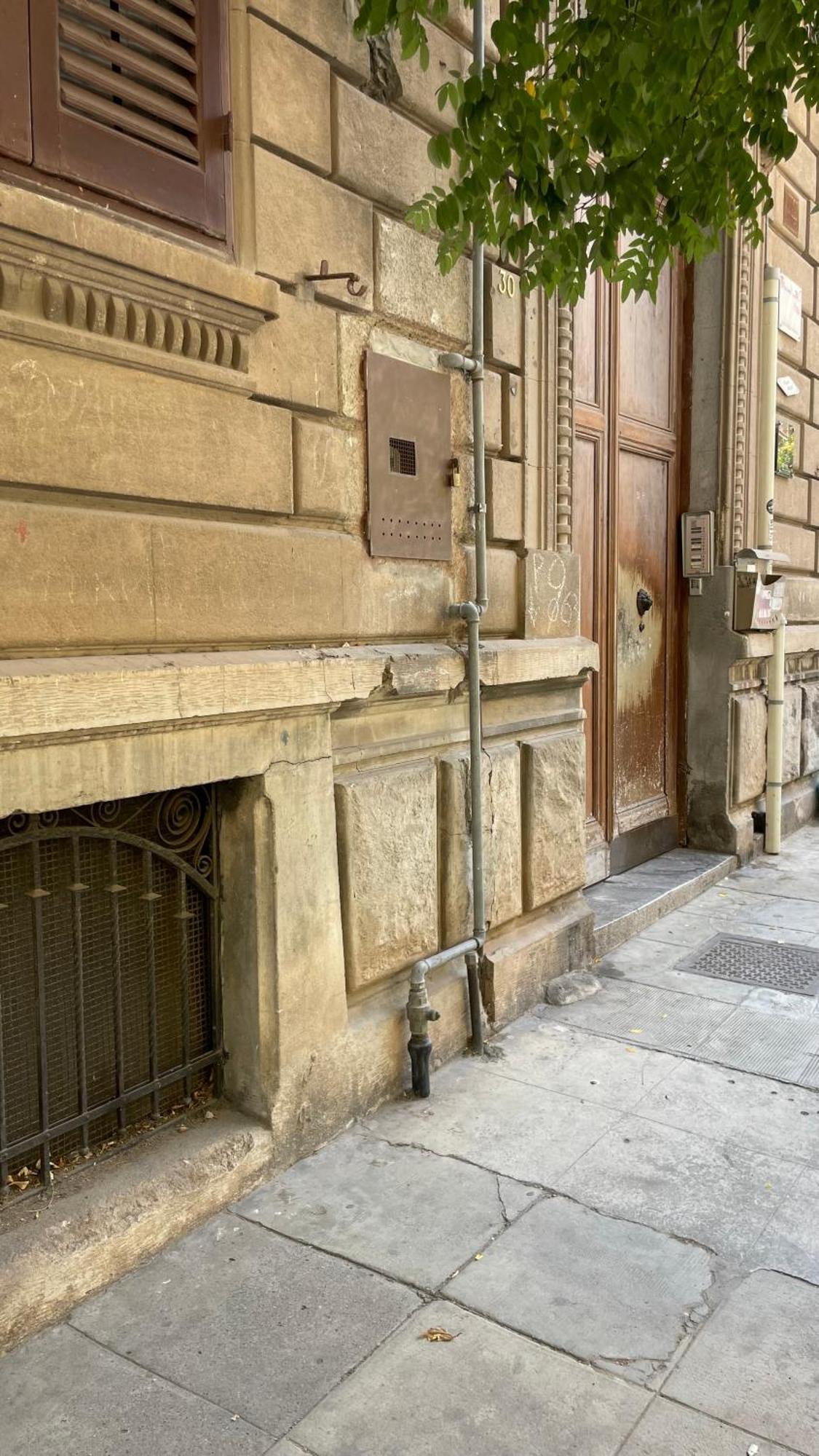 Bb Essenze Bed & Breakfast Palermo Exterior photo