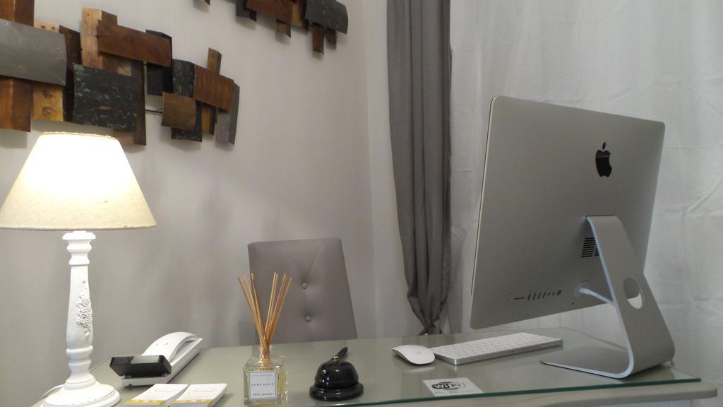 Bb Essenze Bed & Breakfast Palermo Exterior photo