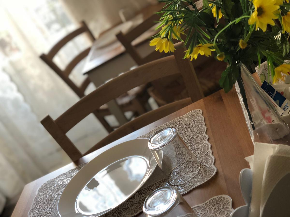 Bb Essenze Bed & Breakfast Palermo Exterior photo